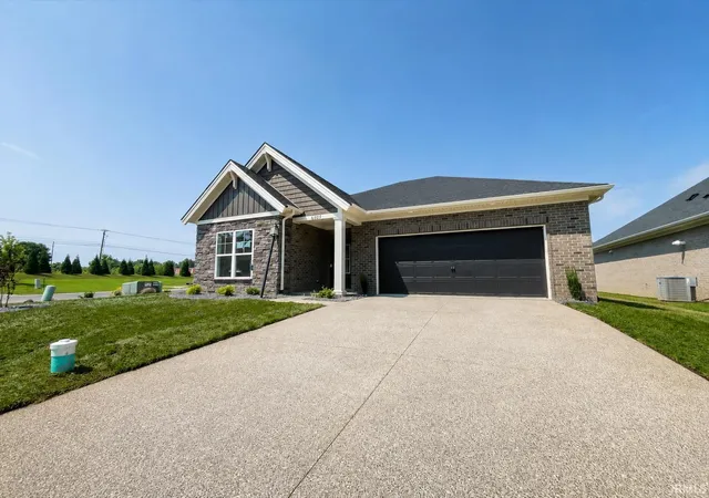 Photo 2 of Manufactured home for sale at 6957 Ironwood Cir, Newburgh, IN 47630 | MLS# 202625764 | Listing updated on 2026-09-04
