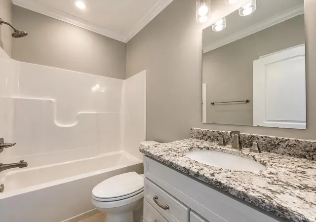 Photo 3 of Manufactured home for sale at 6957 Ironwood Cir, Newburgh, IN 47630 | MLS# 202625764 | Listing updated on 2026-10-20