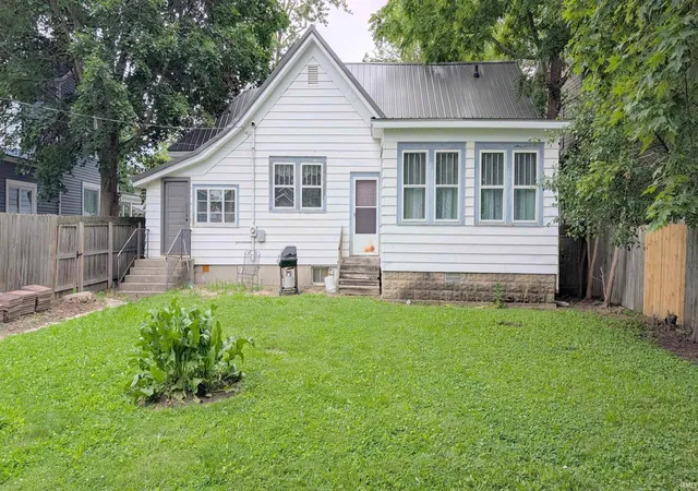 Homes for sale in Bluffton, IN | 316 W Wiley Ave, Bluffton, IN 46714 | MLS# 202625766