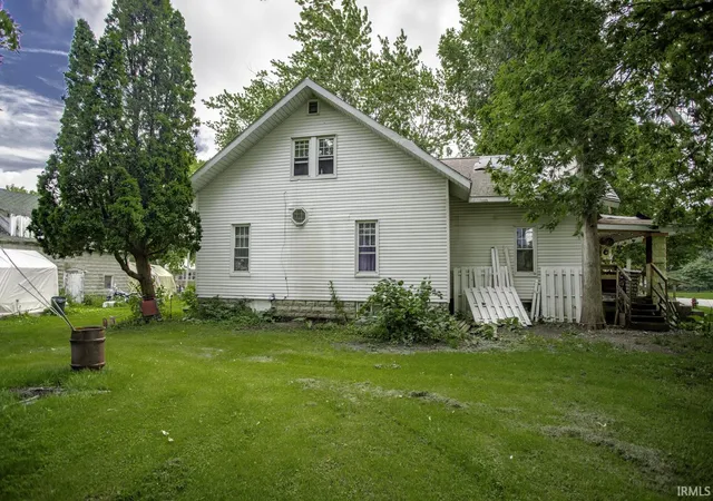 Homes for sale in Fowler, IN | 607 E 3Rd St, Fowler, IN 47944 | MLS# 202625767