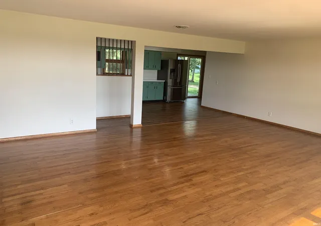 Homes for sale in Yorktown, IN | 2390 N County Road 650 W, Yorktown, IN 47396 | MLS# 202625770