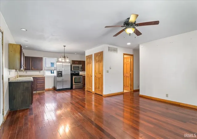 Photo 2 of Manufactured home for sale at 628 S Prince St, Princeton, IN 47670 | MLS# 202625773 | Listing updated on 2026-09-14