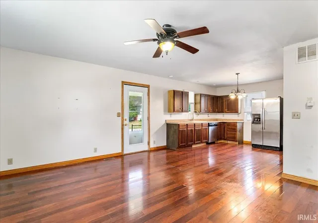 Photo 3 of Manufactured home for sale at 628 S Prince St, Princeton, IN 47670 | MLS# 202625773 | Listing updated on 2026-09-14