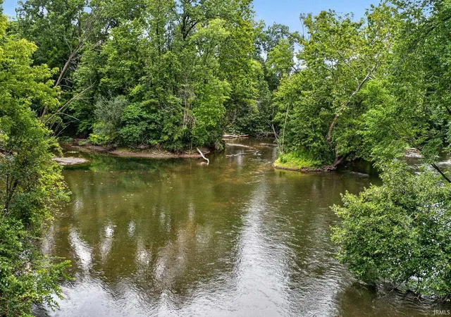 41st image of 24531 Ne Ce Dah Dr, Elkhart, IN 46516 | MLS# 202625793