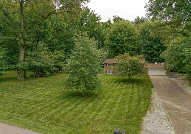 Homes for sale in Newburgh, IN | 8177 Angel Dr, Newburgh, IN 47630 | MLS# 202625806