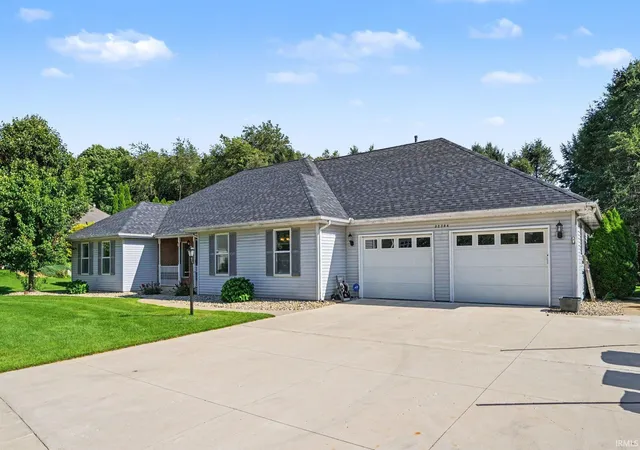 4th image of 32794 Nature View Dr, New Carlisle, IN 46552 | MLS# 202625813