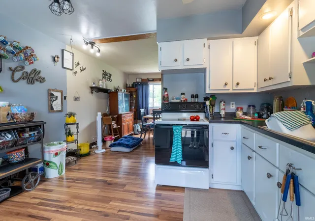 5th image of 54090 Southwood Dr, Elkhart, IN 46514 | MLS# 202625814