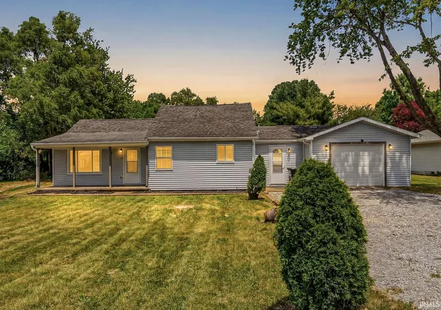 2nd image of 10601 Toledo Ave, Osceola, IN 46561 | MLS# 202625818