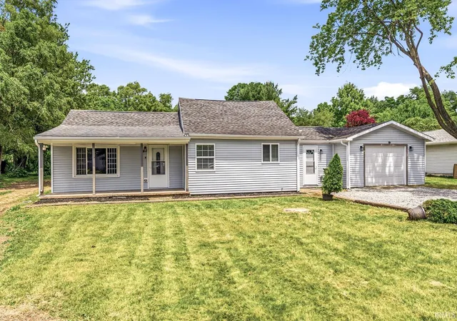 4th image of 10601 Toledo Ave, Osceola, IN 46561 | MLS# 202625818