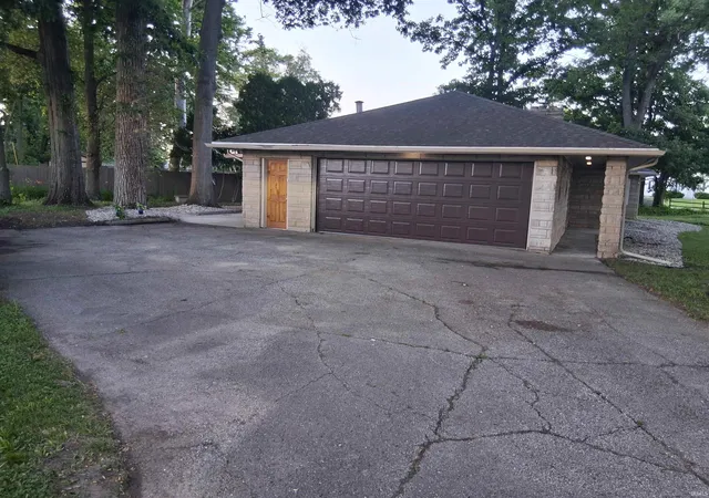 3rd image of 500 W Harrison St, Wabash, IN 46992 | MLS# 202625831