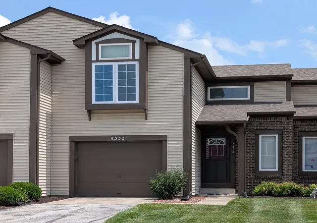 Condo for sale at 6332 Langwood Blvd, Fort Wayne, IN 46835-1885 | MLS# 202625840