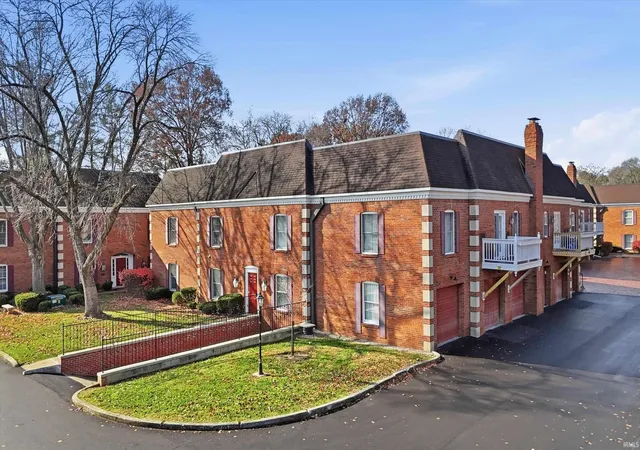 33rd image of 2608 E 2nd St Unit C #C, Bloomington, IN 47401 | MLS# 202625841