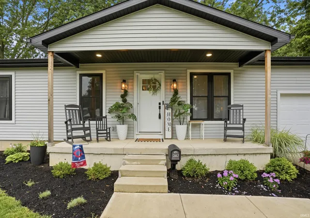 Homes for sale in Bluffton, IN | 414 Meadow Ln, Bluffton, IN 46714 | MLS# 202625843