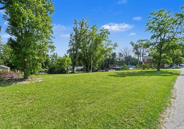 1st image of 770 S April Dr, Cromwell, IN 46732 | MLS# 202625849