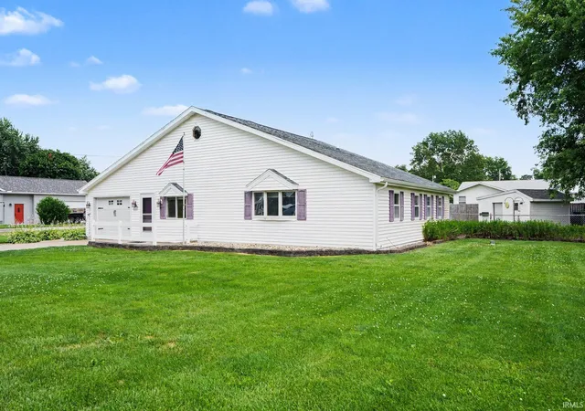4th image of 57148 Greenlawn Ave Ave, Osceola, IN 46561 | MLS# 202625850
