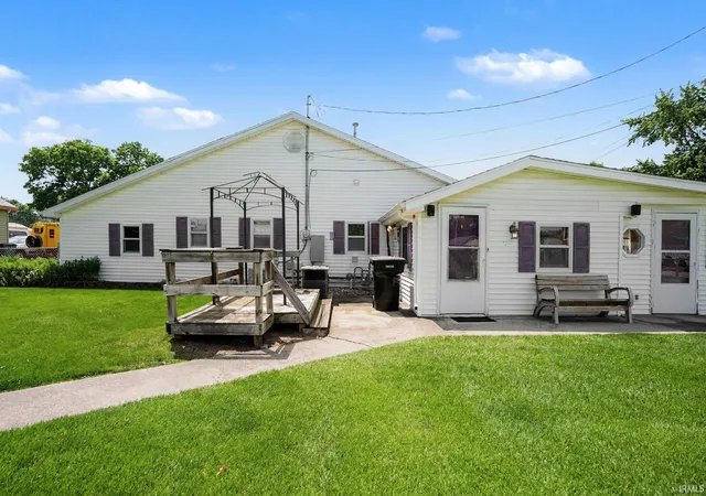 5th image of 57148 Greenlawn Ave Ave, Osceola, IN 46561 | MLS# 202625850