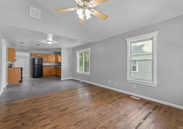 Photo 4 of Manufactured home for sale at 745 S Mccann St, Kokomo, IN 46901 | MLS# 202625886 | Listing updated on 2026-07-20