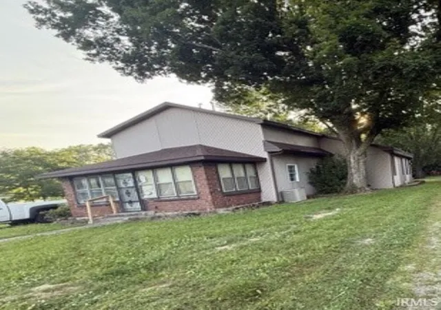 Photo 1 of Sale Pending at 3203 S Meridian St, Marion, IN 46953 | MLS# 202625891 | Listing updated on 2026-08-25