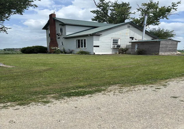 2nd image of 0105 S 400e Rd, Hartford City, IN 47348 | MLS# 202625893