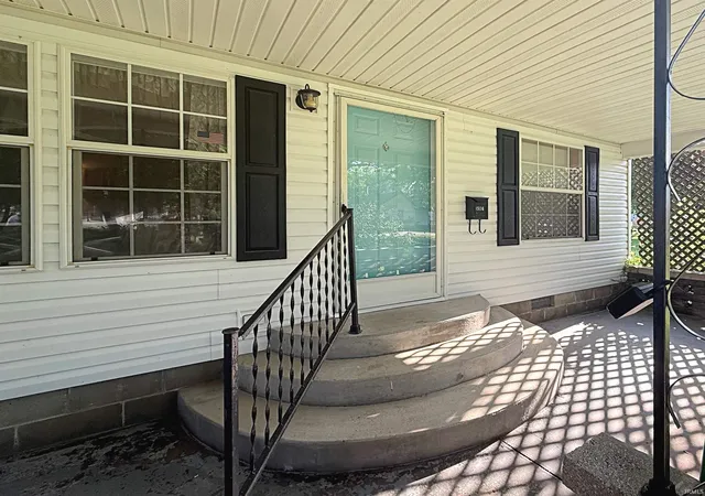 Photo 2 of Manufactured home for sale at 1506 North St, Washington, IN 47501 | MLS# 202625912 | Listing updated on 2026-08-27