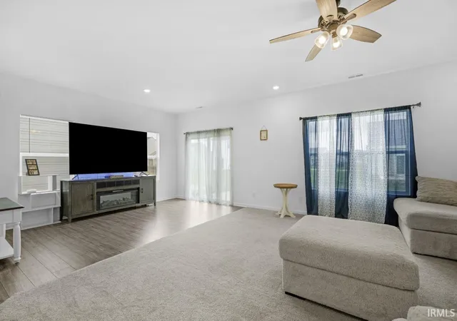 5th image of 912 Highland Springs Ln, Kokomo, IN 46902 | MLS# 202625921