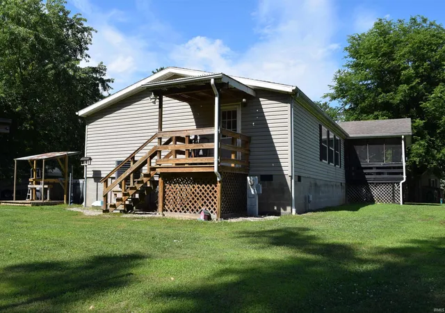 Homes for sale in Mount Vernon, IN | 12701 Crow Rd, Mount Vernon, IN 47620 | MLS# 202625945
