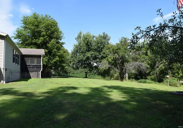 Homes for sale in Mount Vernon, IN | 12701 Crow Rd, Mount Vernon, IN 47620 | MLS# 202625945