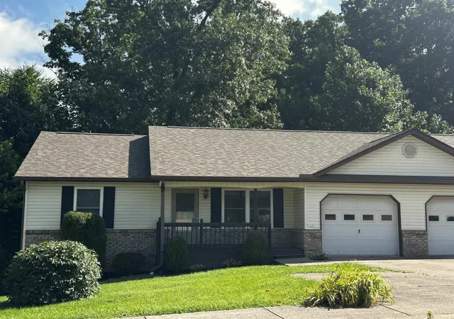 2nd image of 1101 N Forest View Dr, Ellettsville, IN 47429 | MLS# 202625954