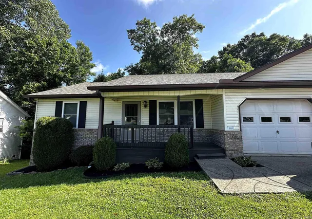 3rd image of 1101 N Forest View Dr, Ellettsville, IN 47429 | MLS# 202625954