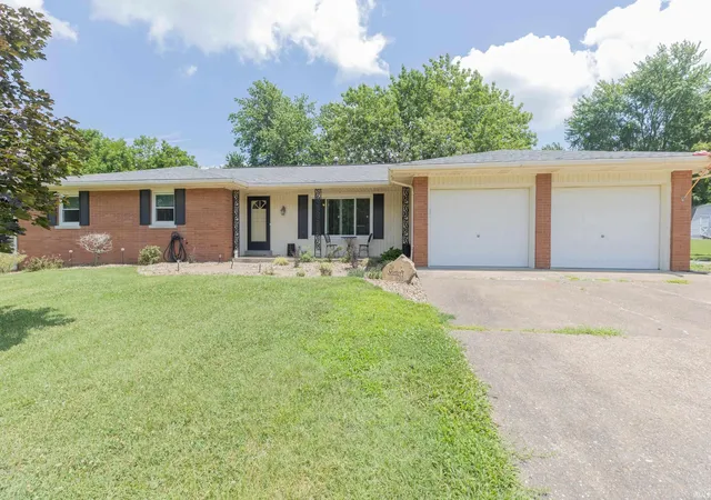 1st image of 11111 Karendale Ct, Evansville, IN 47720 | MLS# 202625955