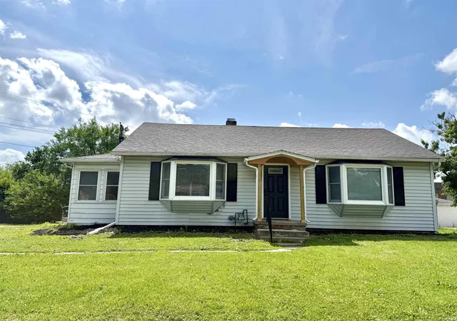 Homes for sale in Muncie, IN | 2001 N Hollywood Ave, Muncie, IN 47304 | MLS# 202625956