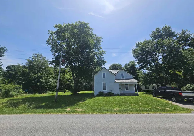 2nd image of 6637 Hwy 11, Mount Carmel, IL 62863 | MLS# 202625959