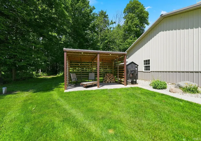 Homes for sale in Tippecanoe, IN | 20737 Chestnut Rd, Tippecanoe, IN 46570 | MLS# 202625967