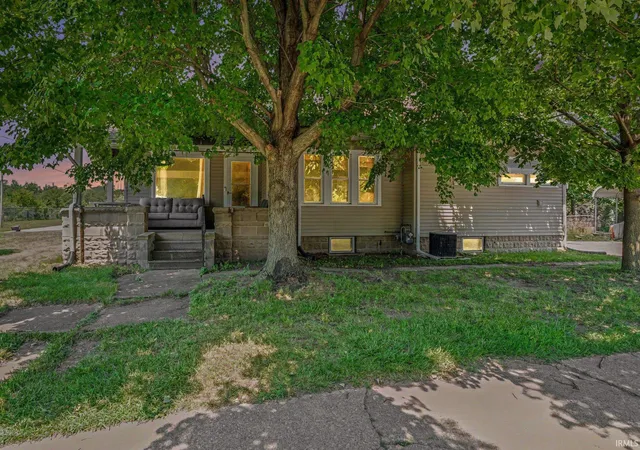Homes for sale in South Bend, IN | 1608 Sheridan St, South Bend, IN 46628 | MLS# 202625976