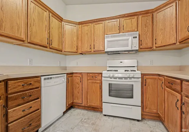 Homes for sale in Goshen, IN | 1530 Harvest Dr, Goshen, IN 46526 | MLS# 202625986