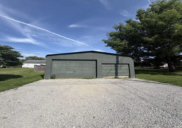 25th image of 1102 S Brady St, Attica, IN 47918 | MLS# 202625987