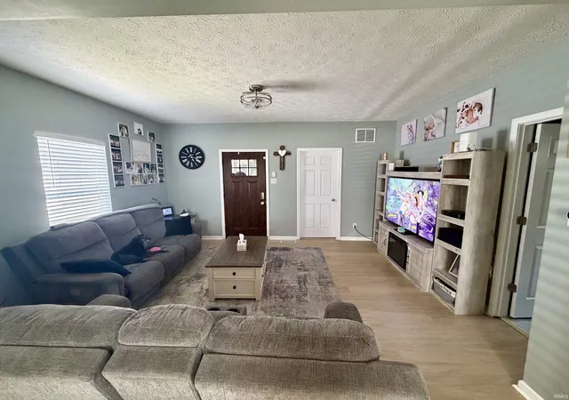 3rd image of 1102 S Brady St, Attica, IN 47918 | MLS# 202625987