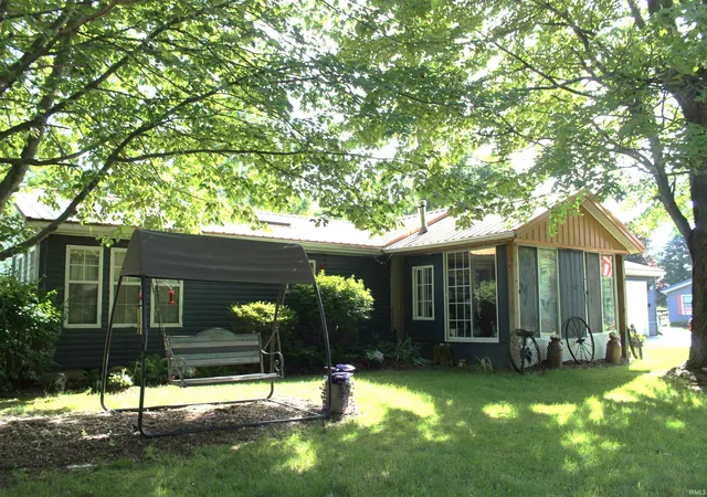 Homes for sale in Angola, IN | 3335 W Loon Lake Rd, Angola, IN 46703 | MLS# 202625991