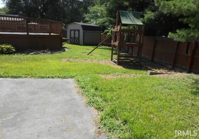 4th image of 333 Belmont Dr, Evansville, IN 47711 | MLS# 202626029