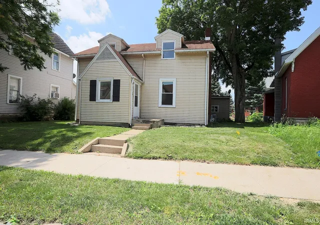 Homes for sale in Huntington, IN | 824 S Jefferson St, Huntington, IN 46750 | MLS# 202626032