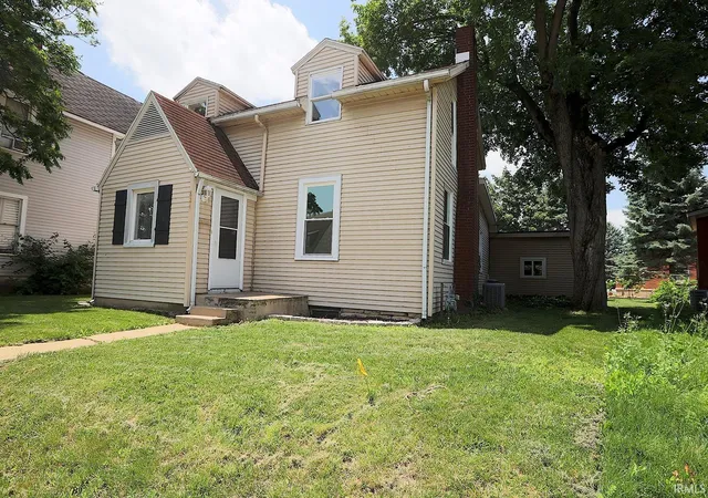 Homes for sale in Huntington, IN | 824 S Jefferson St, Huntington, IN 46750 | MLS# 202626032