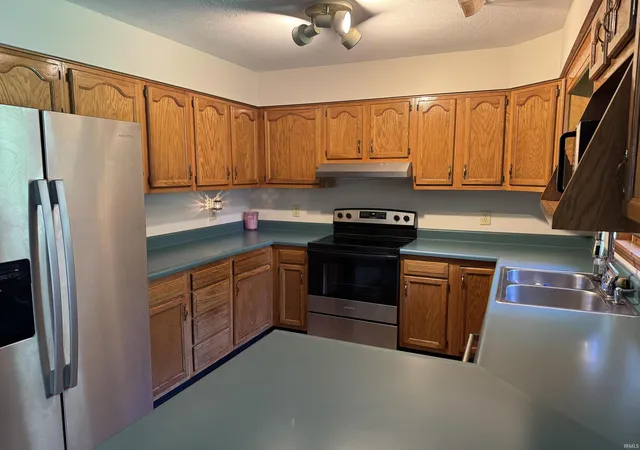 Photo 3 of Manufactured home for sale at 898 W Shepherds Ln, Santa Claus, IN 47579 | MLS# 202626033 | Listing updated on 2026-10-07