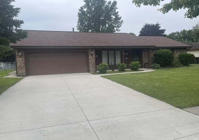 Photo 1 of Manufactured home for sale at 5619 Breconshire Dr, Fort Wayne, IN 46804 | MLS# 202626040 | Listing updated on 2026-09-21