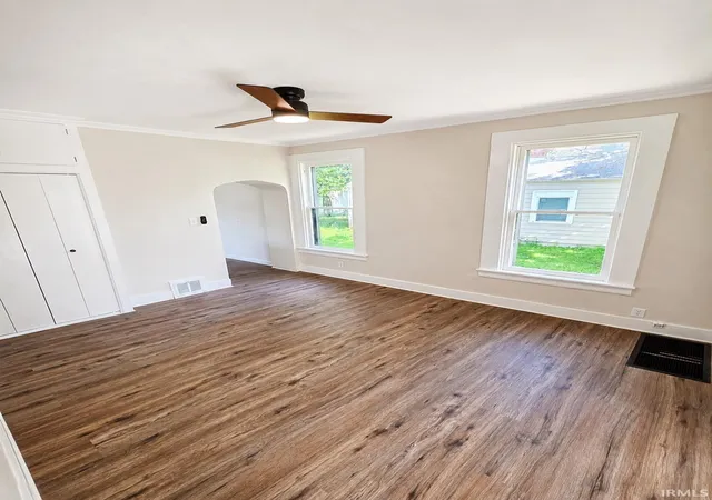 4th image of 4102 Warsaw St, Fort Wayne, IN 46806 | MLS# 202626070