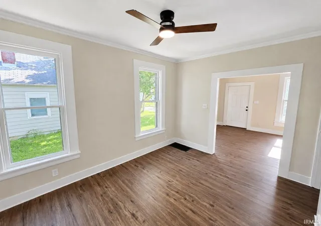 5th image of 4102 Warsaw St, Fort Wayne, IN 46806 | MLS# 202626070