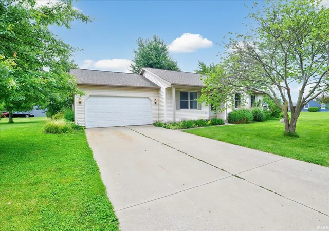 Homes for sale in Goshen, IN | 65652 Buttercup Ave, Goshen, IN 46528 | MLS# 202626086