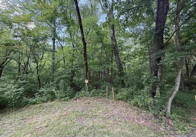Land for sale at 0 Honeysuckle Dr, Boonville, IN 47601 | MLS# 202626100