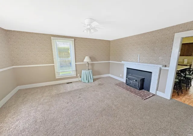 4th image of 2003 F St, Bedford, IN 47421 | MLS# 202626101