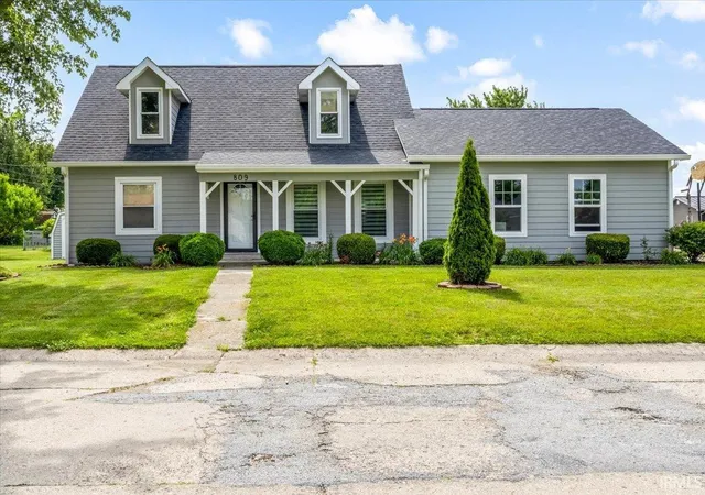 1st image of 809 S Pine View Ln, Winchester, IN 47394 | MLS# 202626115