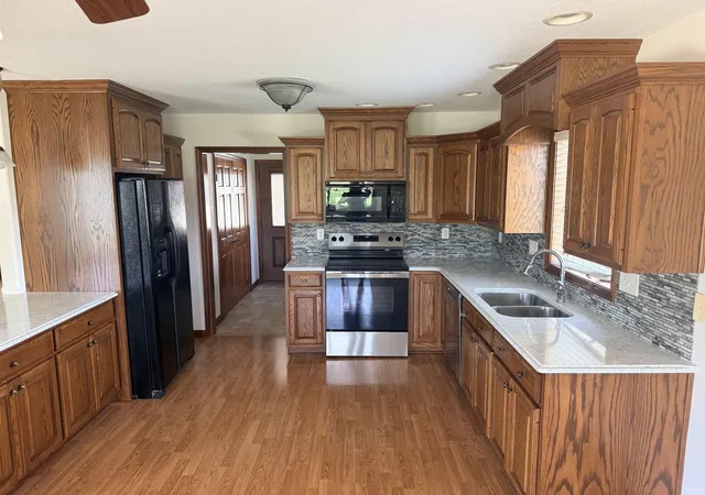Photo 2 of Sale Pending at 1257 Carrington Way, Berne, IN 46711 | MLS# 202626134 | Listing updated on 2026-10-27